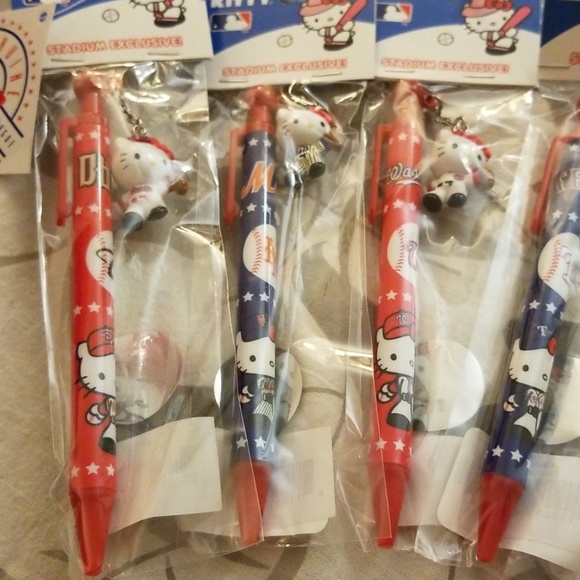 Hello Kitty MLB Pen w Charm: Various - Picture 1 of 7